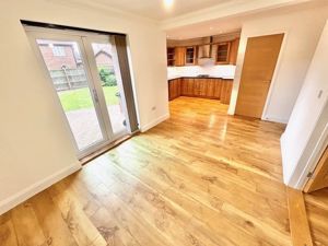 Diner- click for photo gallery